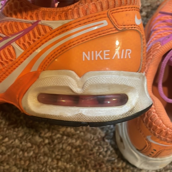 Women’s Nike Air Max Torch 4 Shoes - Picture 7 of 9